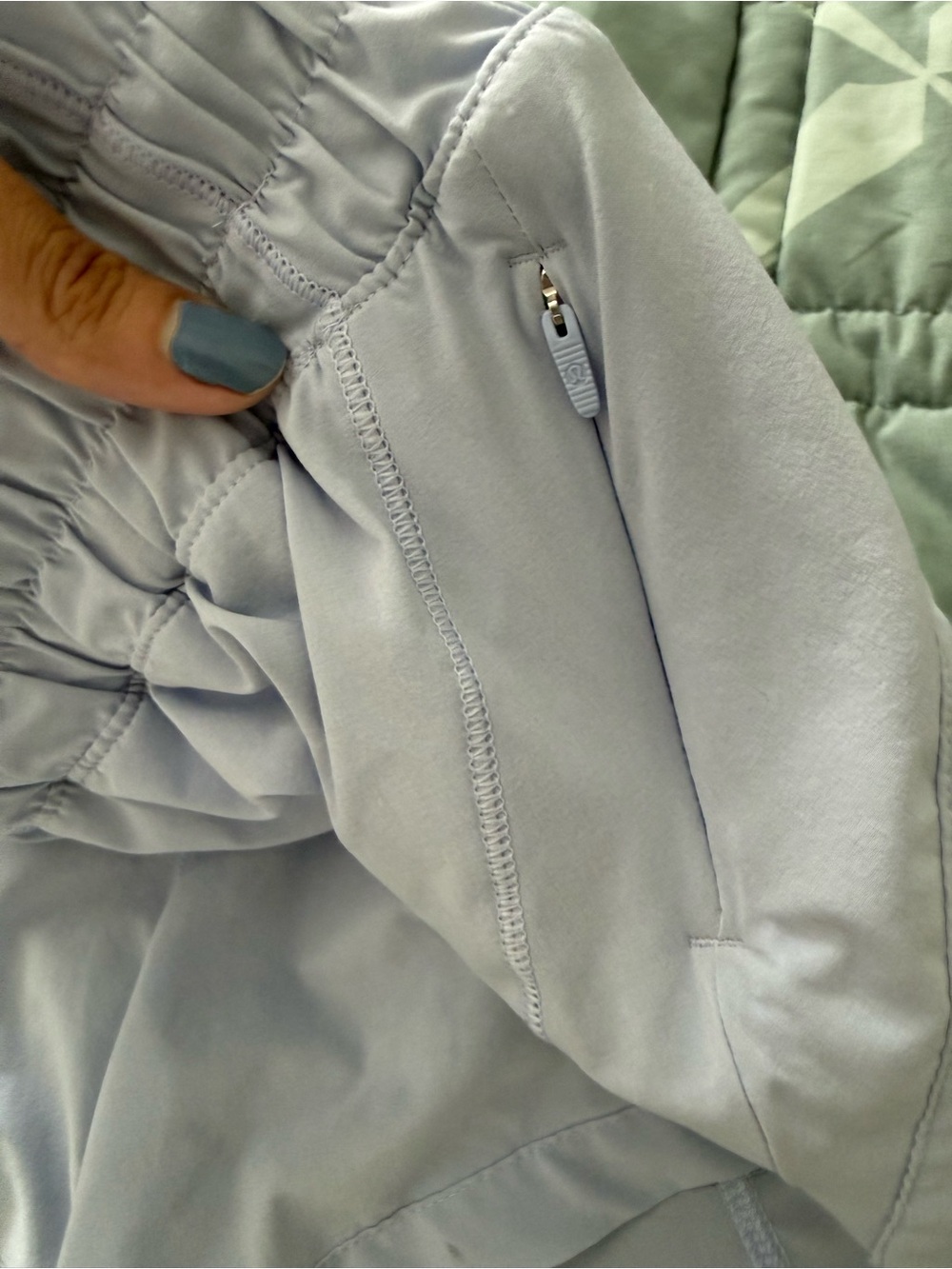 Lululemon Hotty Hot shorts Sz 4 Light Blue - Picture 6 of 6